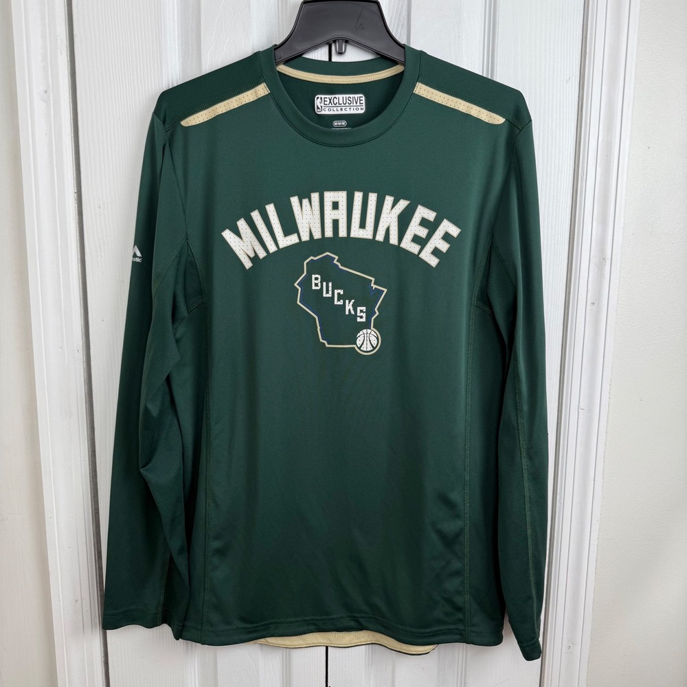 Majestic Milwaukee Bucks NBA Shirt Mens Medium Green Long Sleeve Performance Tee